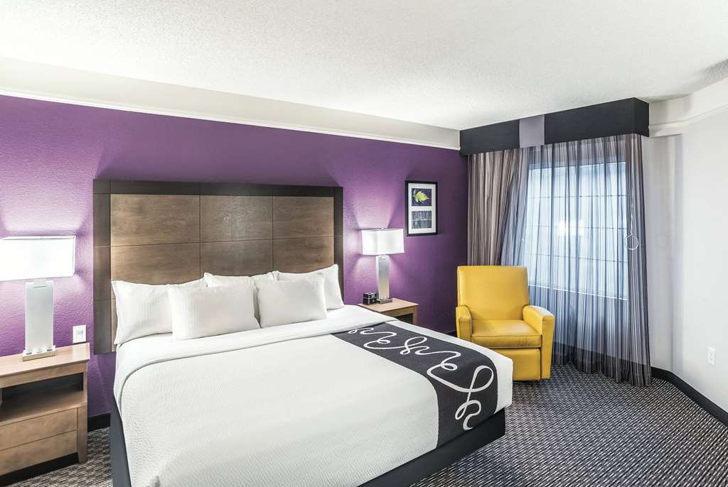 La Quinta Inn & Suites by Wyndham Flagstaff - photo 6