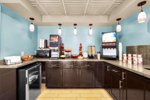 SureStay by Best Western San Francisco Marina District - photo 10