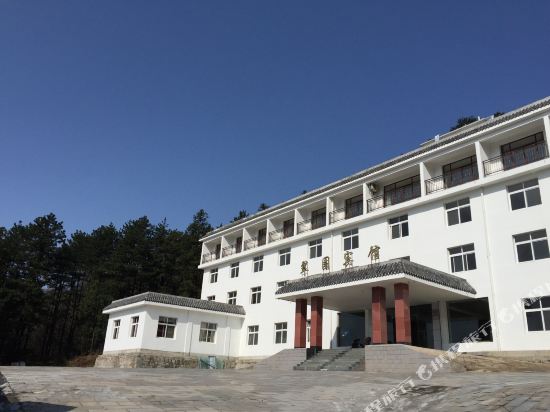 CuiYuan Hotel - carbon neutral hotel in Fengshan