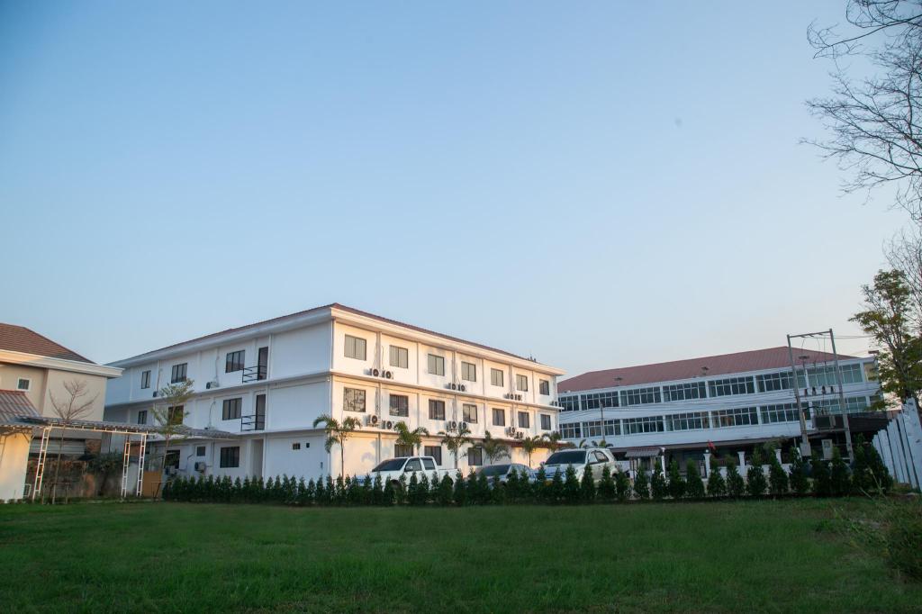 Ruby Hotel - carbon neutral hotel in Vientiane