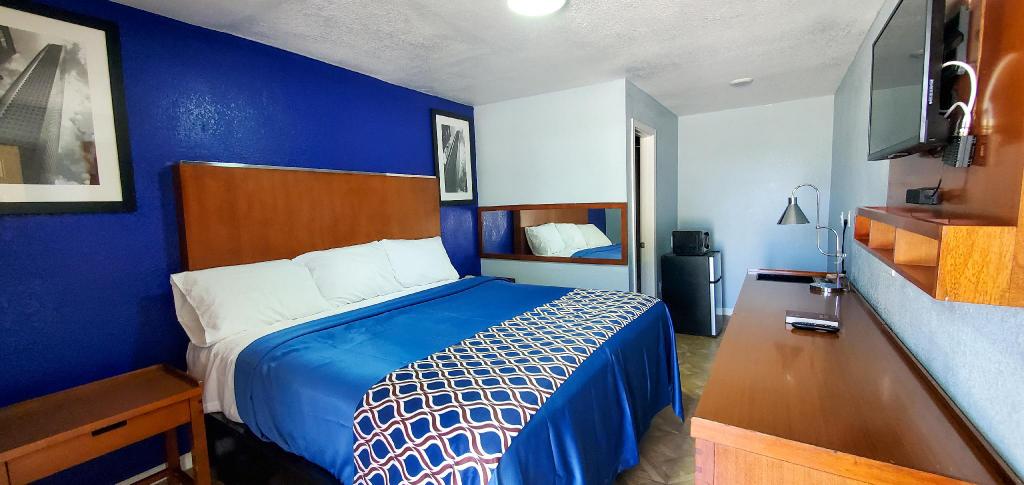 Golden Inn - photo 11