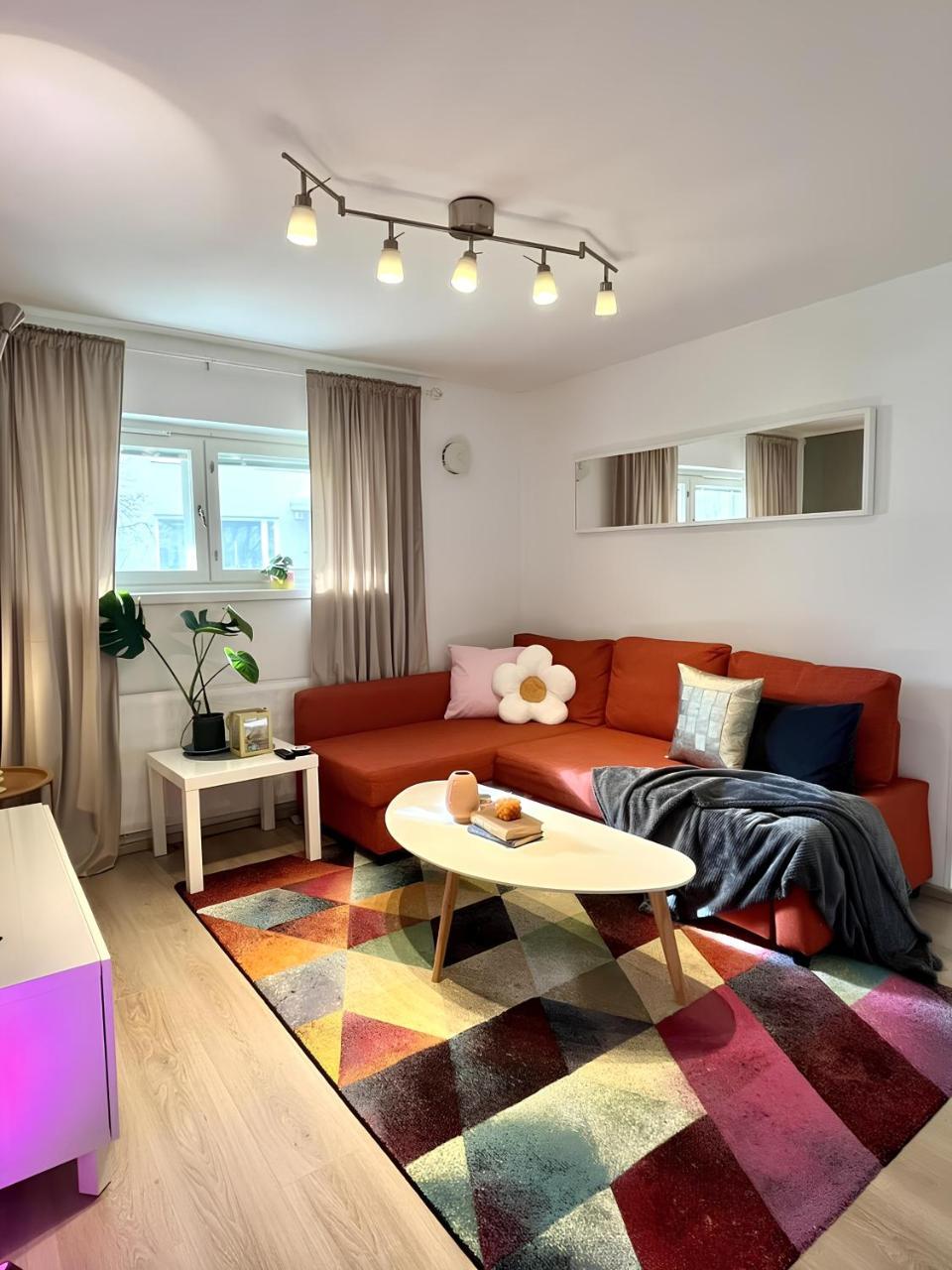 Relax by the Sea 4 Min to Beach Free Parking — 4-Star Luxury Hotel in Helsinki, Finland