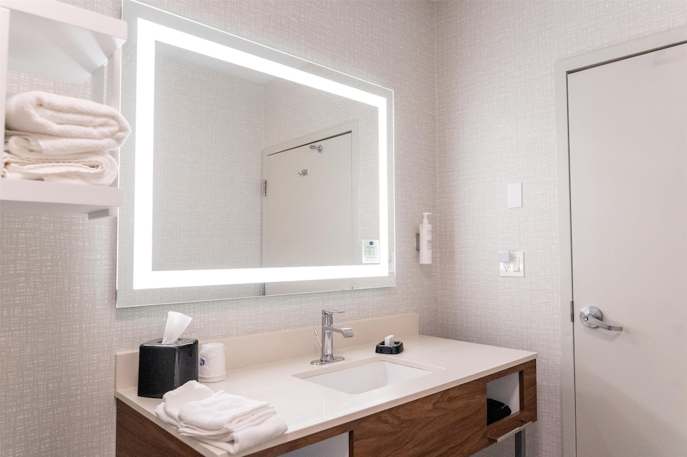 Hampton Inn Turnersville - photo 22