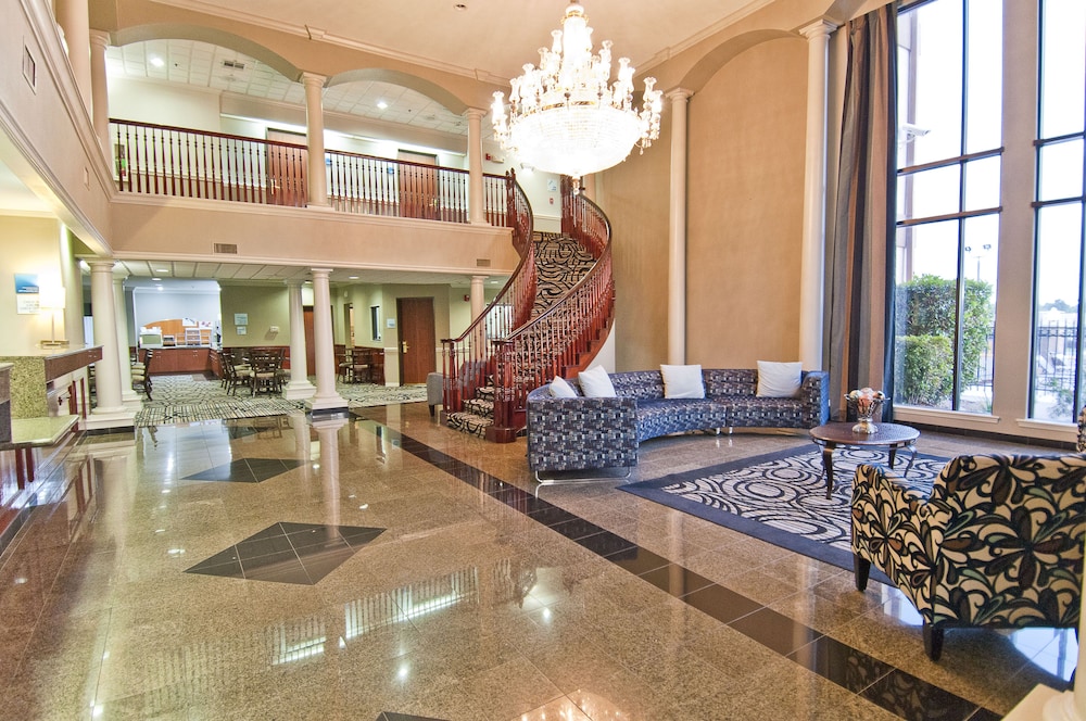 Holiday Inn Express Hotel & Suites Lake Charles by IHG - photo 38
