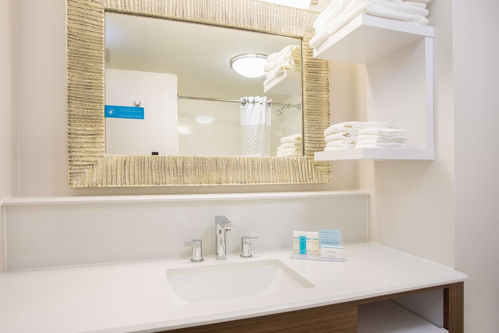 Hampton Inn Fishkill - photo 14