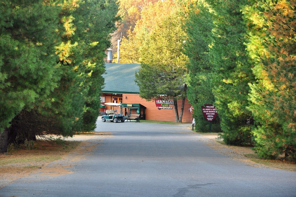 Arrowhead Resort Campground - photo 37