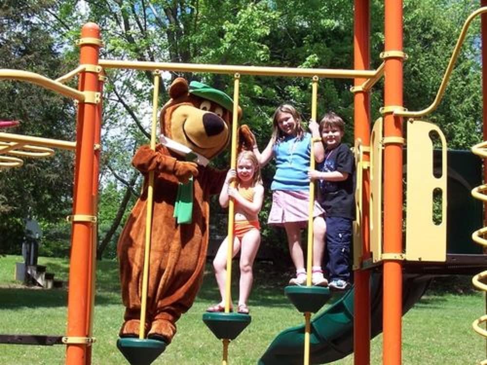 Yogi Bear's Jellystone Park Camp Resort Wisconsin Dells - photo 90