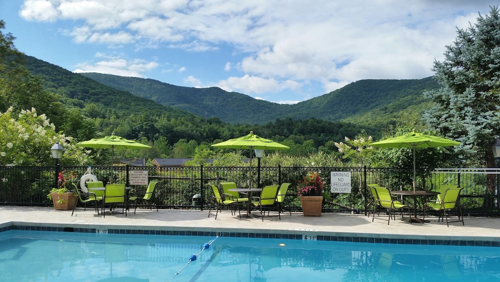 Holiday Inn Asheville East Blue Ridge PKWY by IHG - photo 40