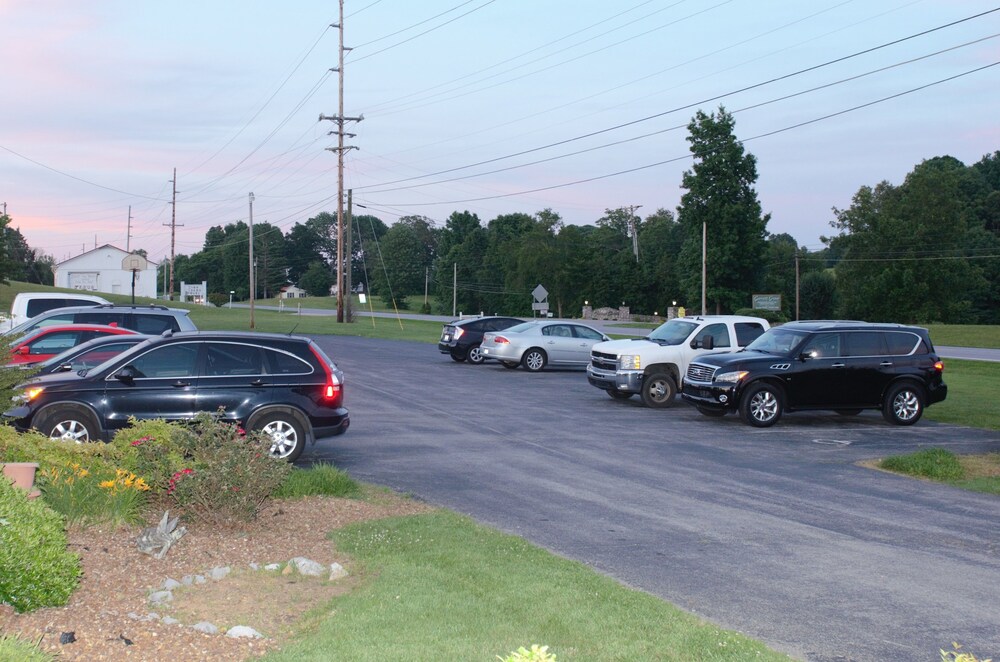 Four Seasons Country Inn - photo 41