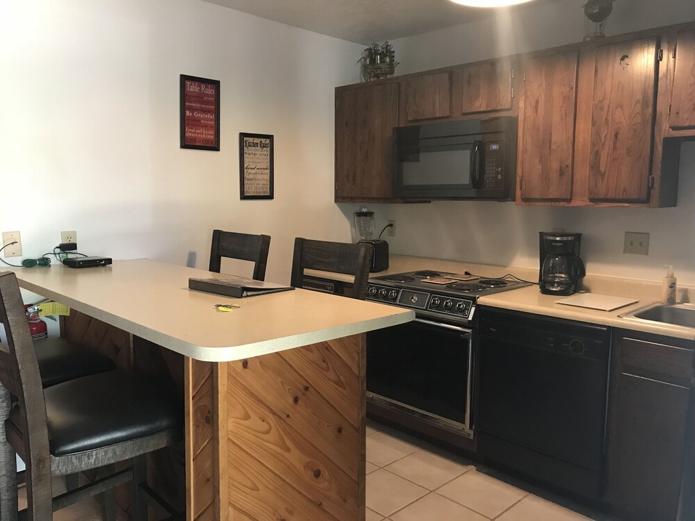Cozy Angel Fire Condo Half Mi to Resort - photo 13