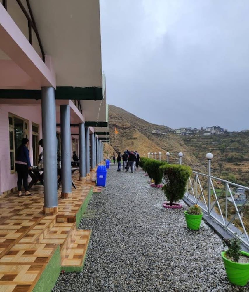 Chakrata Hills Resort — Chakrata — photo 2