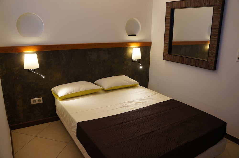 Hôtel Le Dronmi - carbon neutral hotel in Cayenne