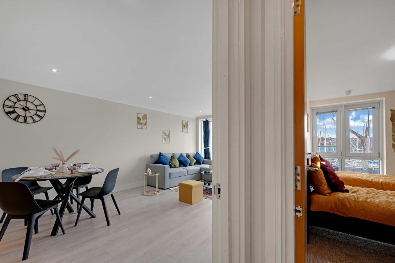 Ipswich Marina1 2 bed2bath apt — 4-Star Luxury Hotel in Ipswich, United Kingdom