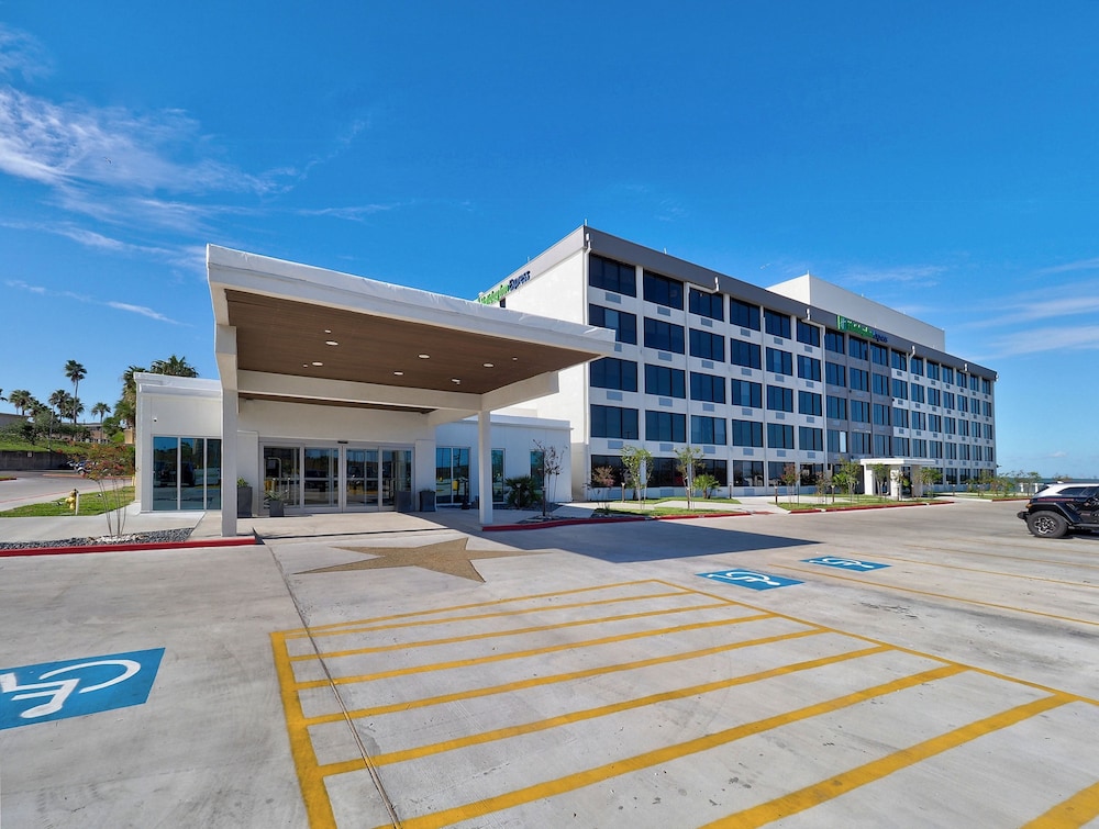 Holiday Inn Express Corpus Christi Beachfront by IHG - photo 75