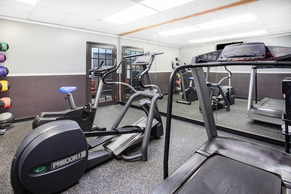 Travelodge by Wyndham Livonia Canton Novi Detroit Area - photo 15