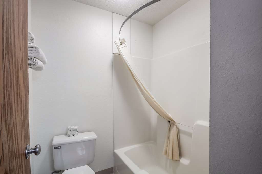 Motel 6 Saukville WI - photo 17