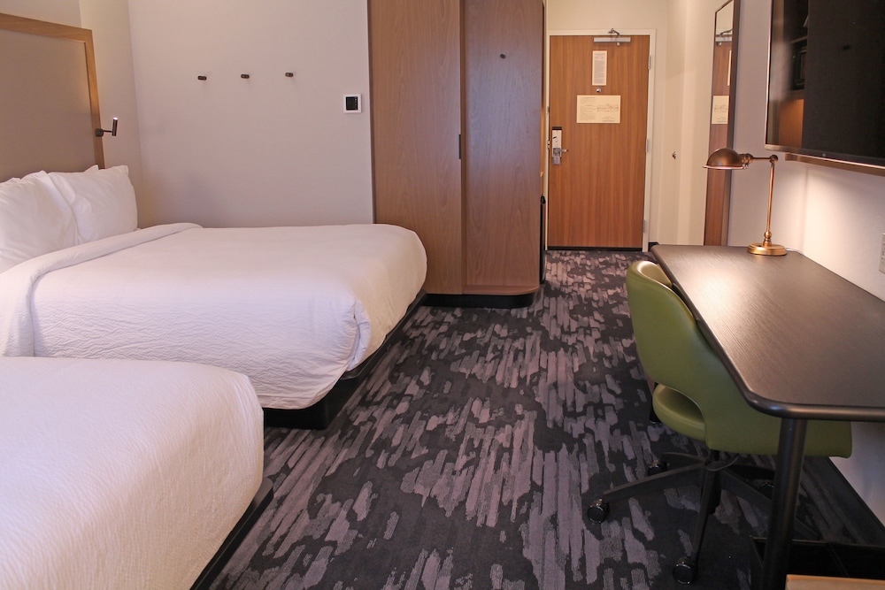 Fairfield Inn & Suites by Marriott St. Louis South - photo 12