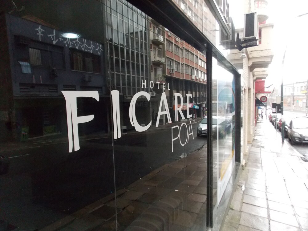 Hotel Ficare Poa