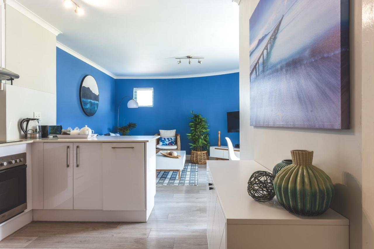 The Paragon Kahlua Modern Open Plan Centrally Located
