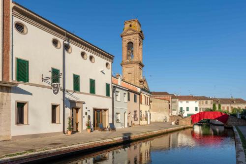 Villa Carducci — 4-Star Luxury Hotel in Comacchio, Italy