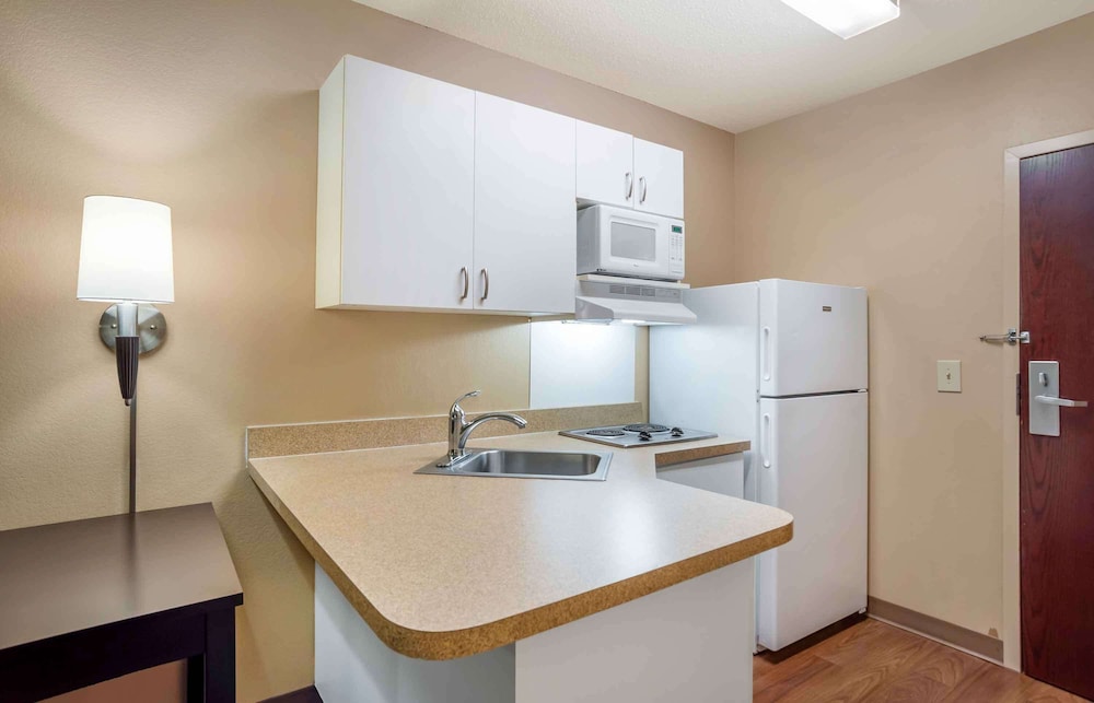 Extended Stay America Select Suites Baton Rouge Citiplace - photo 9