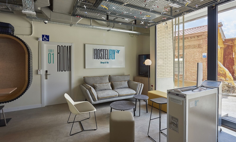 HostelFly Madrid Airport Madrid hotel