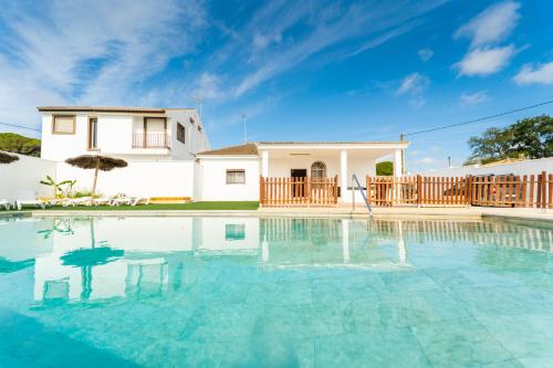 Chalet Privado Rural Barbate — 4-Star Luxury Hotel in Barbate, Spain