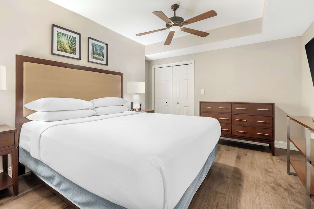 Hilton Grand Vacations Club Anderson Ocean Myrtle Beach - photo 9
