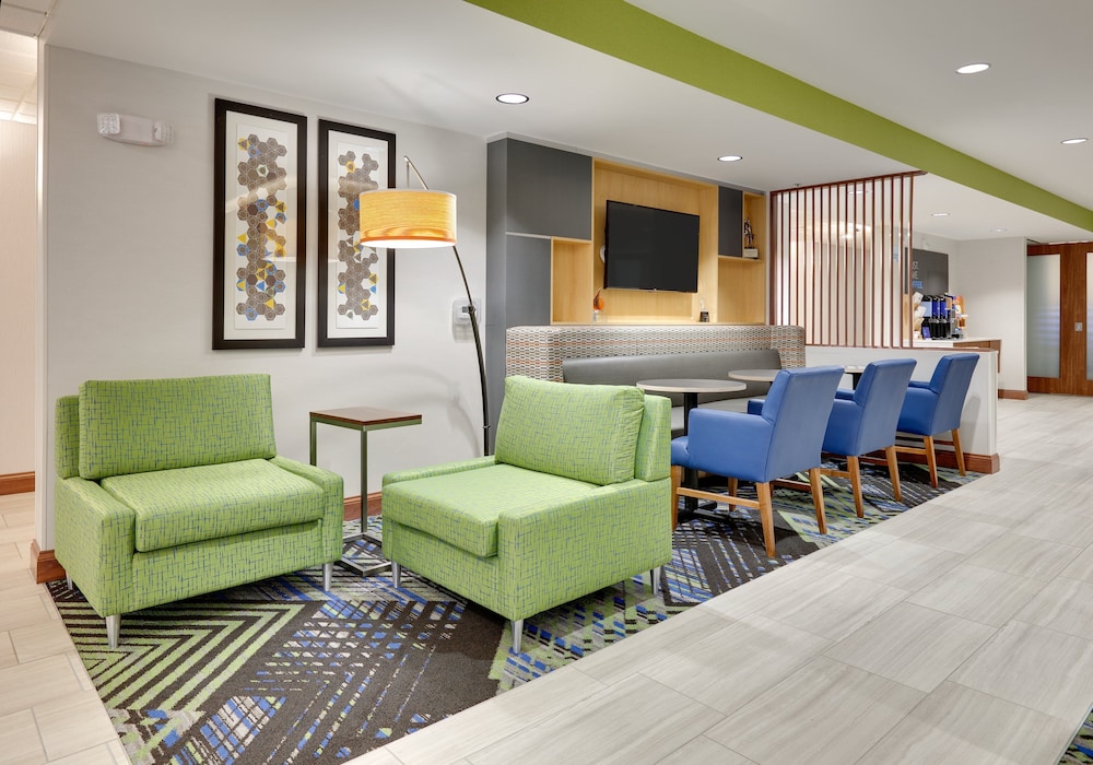 Holiday Inn Express Mitchell by IHG - photo 40