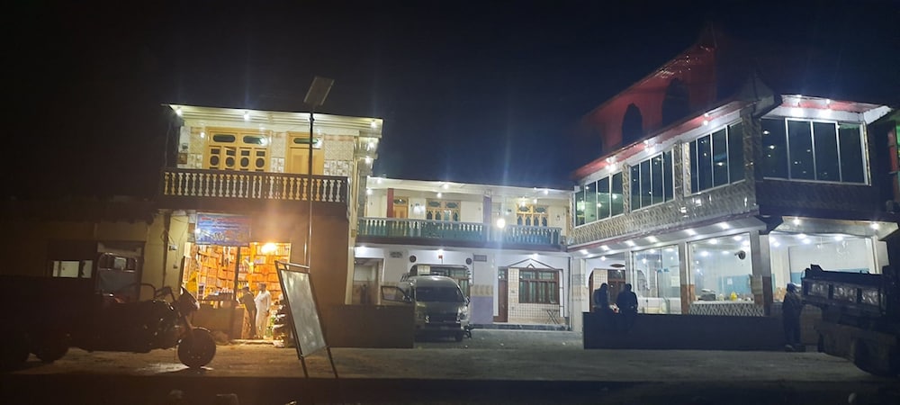 Hotel Green Hills Thall Kumrat in Thal, Pakistan