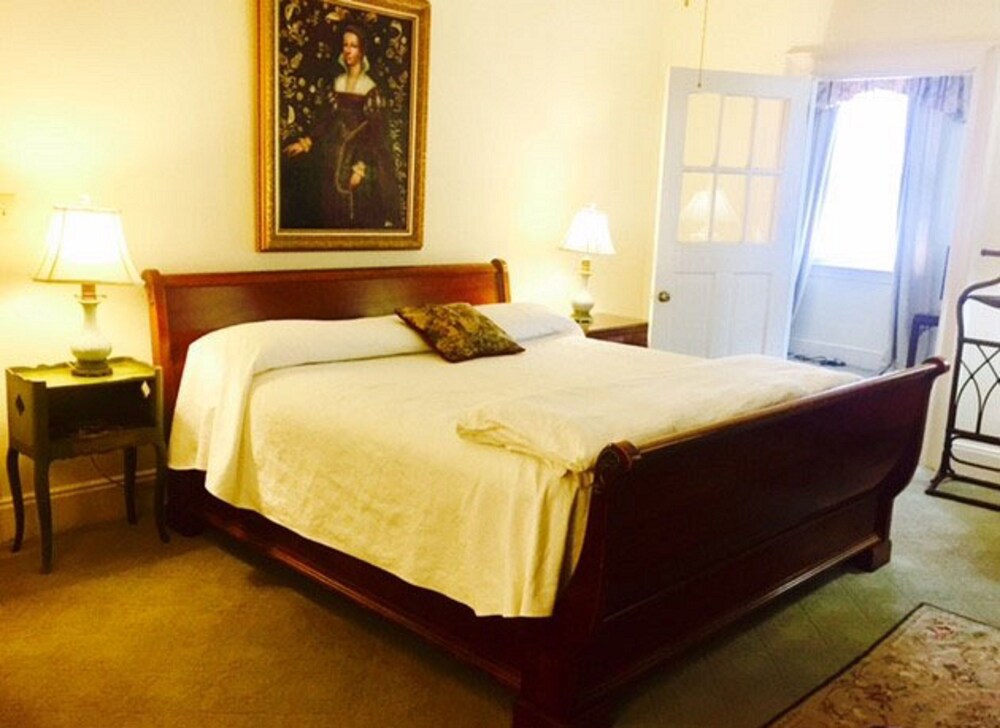 Morehead Inn - photo 9