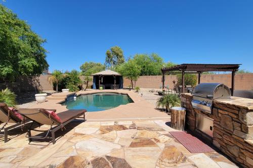 Surprise Oasis: Perfect for Spring Training Fans — hotel in Surprise