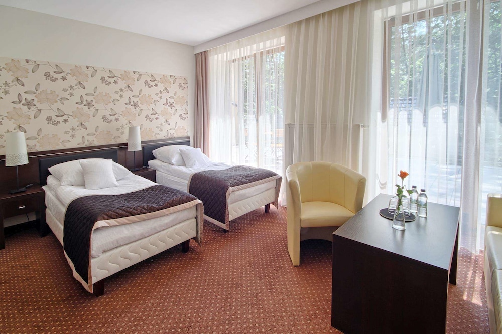 Hotel Zacisze w Turawie - carbon neutral hotel in Opole