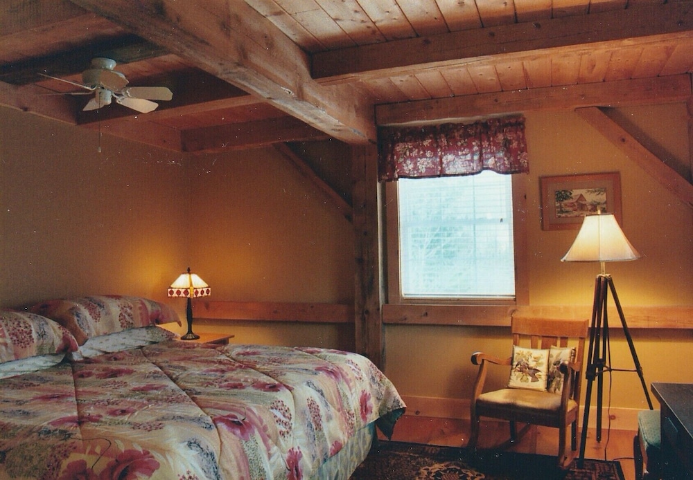 Yellow Barn Estate - photo 5