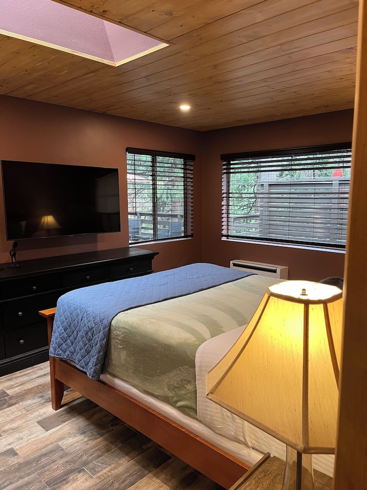 Idyllwild Inn - photo 54