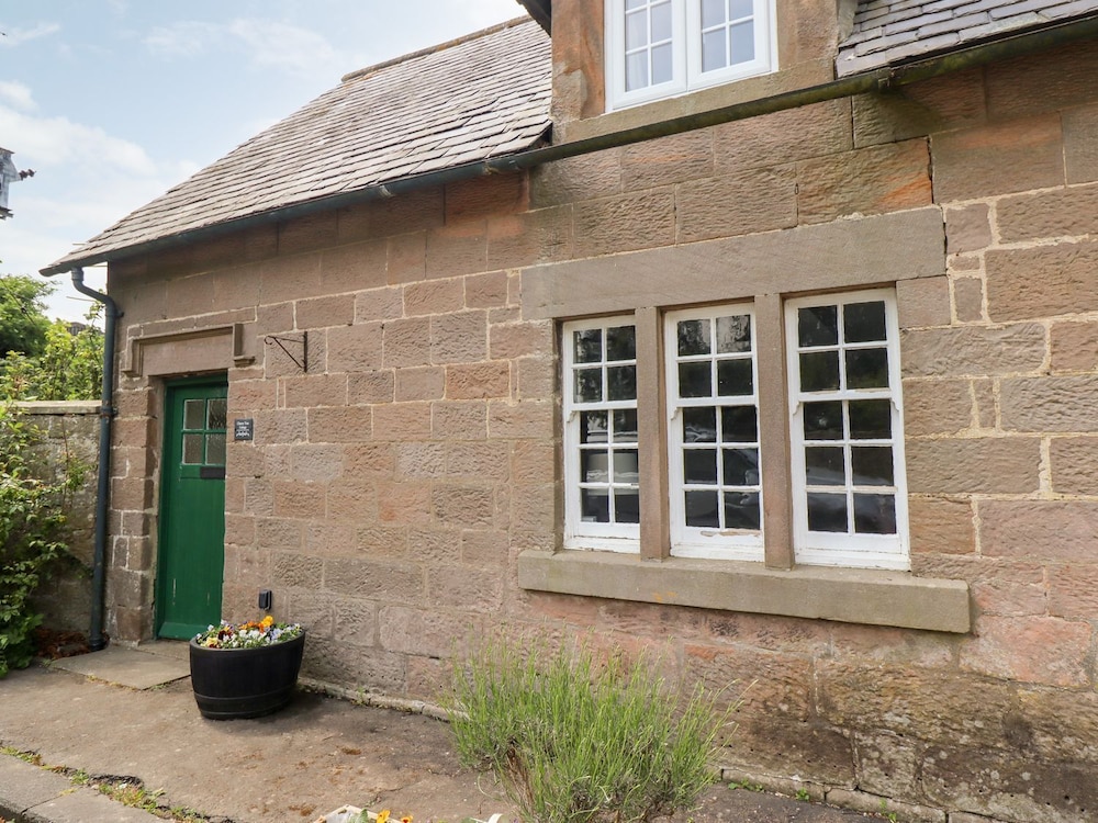 Cherry Tree Cottage — 4-Star Luxury Hotel in Embleton, United Kingdom