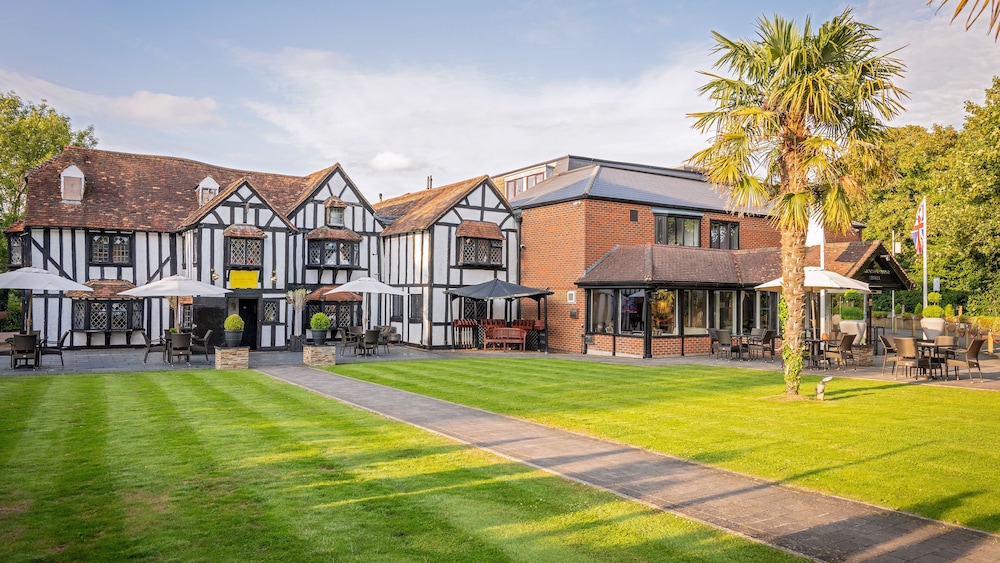 Donnington Manor Hotel — hotel in Sevenoaks