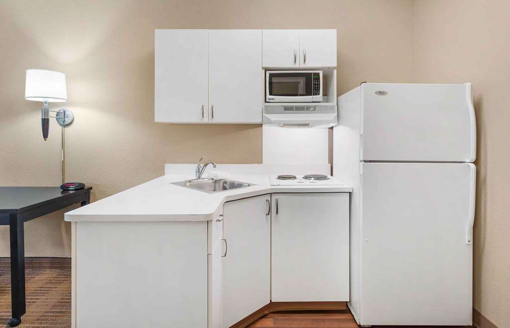 Extended Stay America Select Suites Chicago Lisle - photo 24