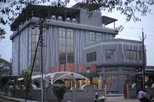 Hotel Statusinn Ichalkaranji — Ichalkaranji