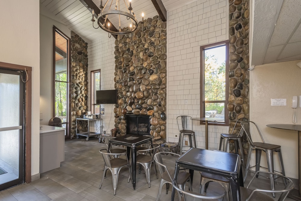 The Inn at Truckee - photo 5