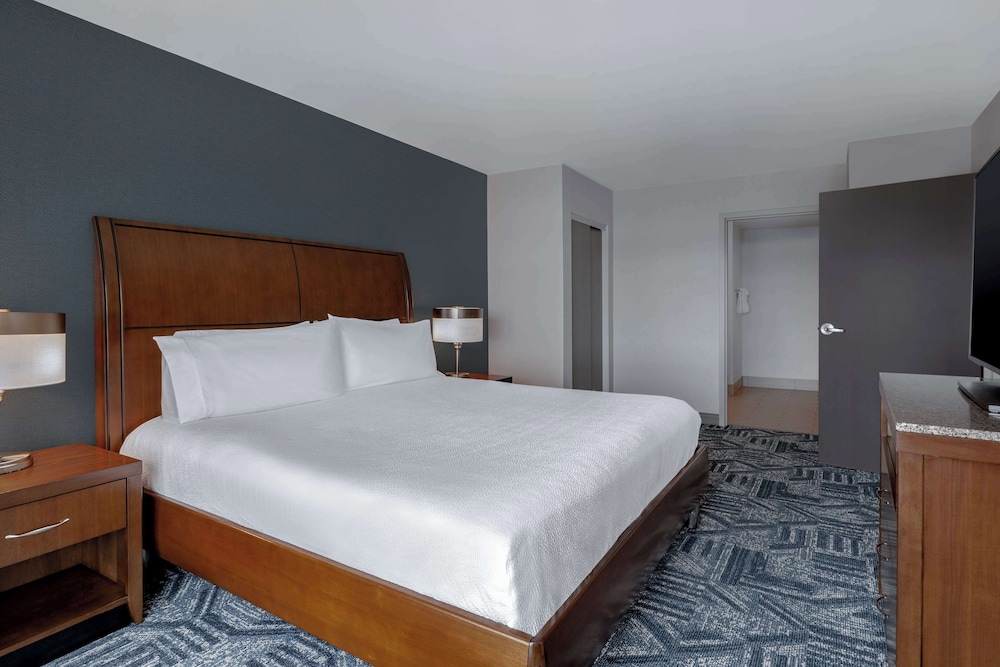 Hilton Garden Inn Burlington Downtown - photo 22