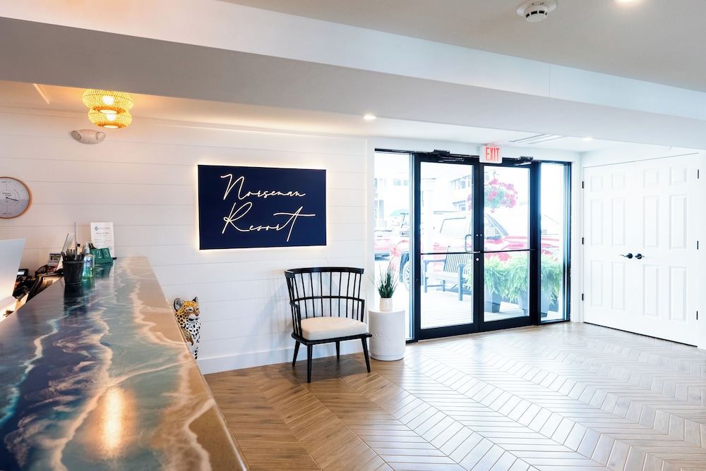 Norseman Resort on the Beach - photo 2