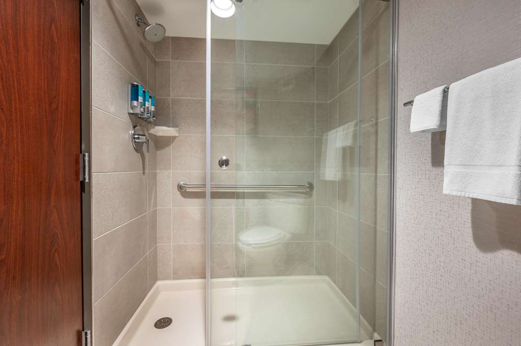 Drury Inn & Suites Champaign - photo 23