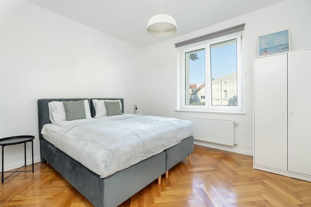 Rycerska Apartments with Parking by Noclegi Renters — 4-Star Luxury Hotel in Poznan, Poland