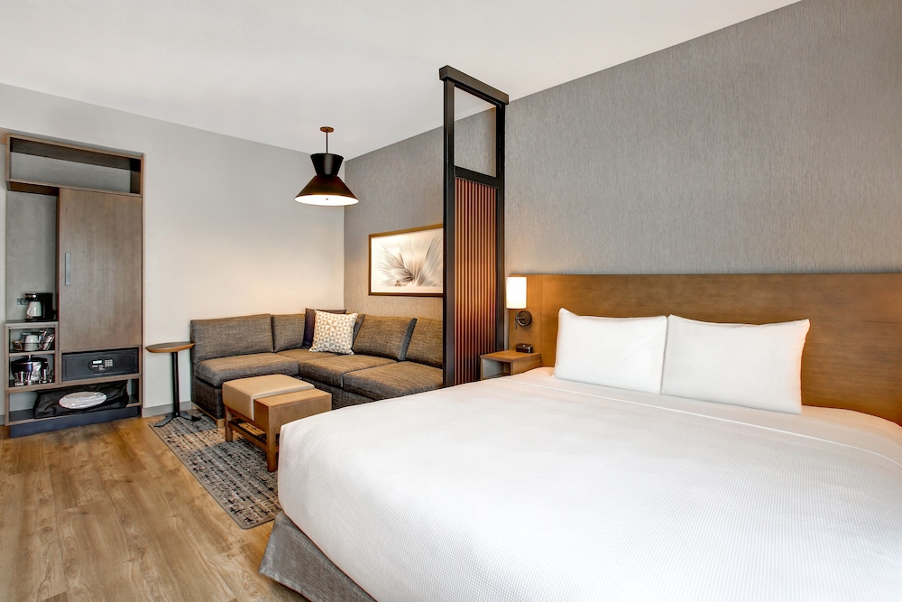 Hyatt Place Wichita State University - photo 5