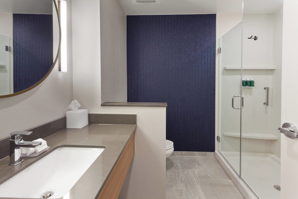 Fairfield Inn & Suites by Marriott Birmingham Colonnade - photo 15