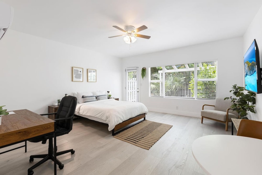 Victoria Park Unique Studio close to Las Olas Blvd — 4-Star Luxury Hotel in Fort Lauderdale, United States