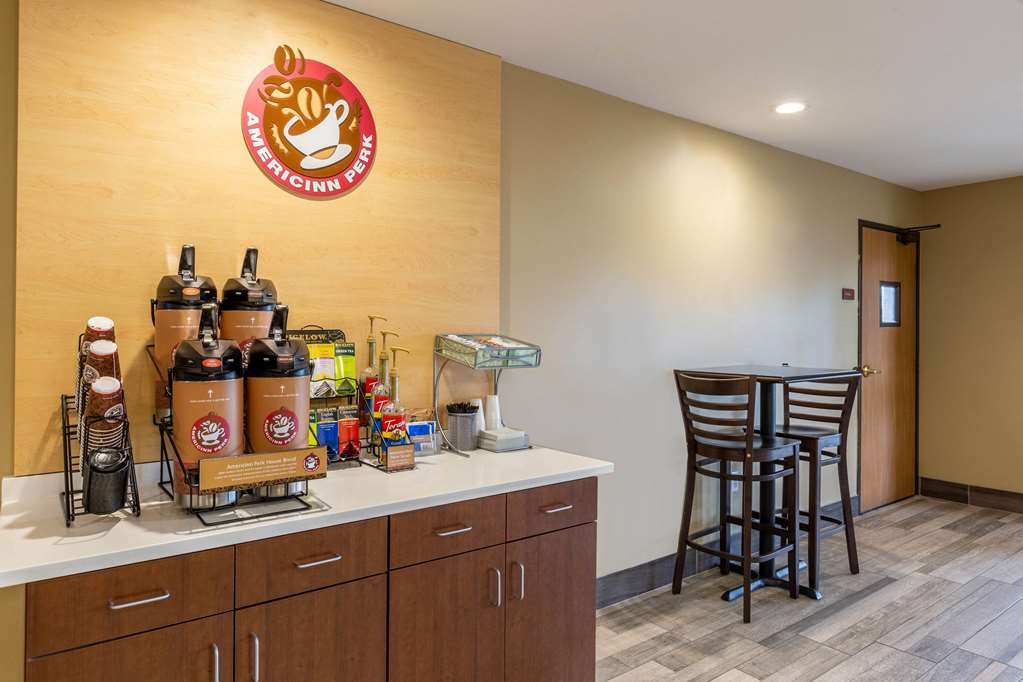 AmericInn by Wyndham Jefferson - photo 10