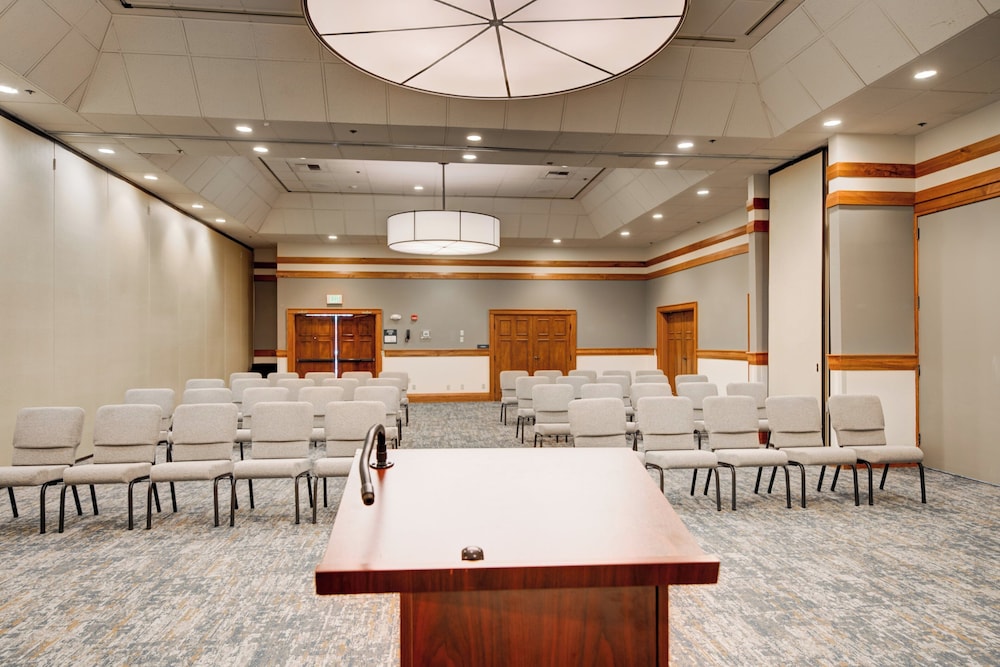 Holiday Inn West Yellowstone by IHG. - photo 183