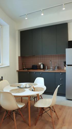 Super Cozy Apartment In the City Center